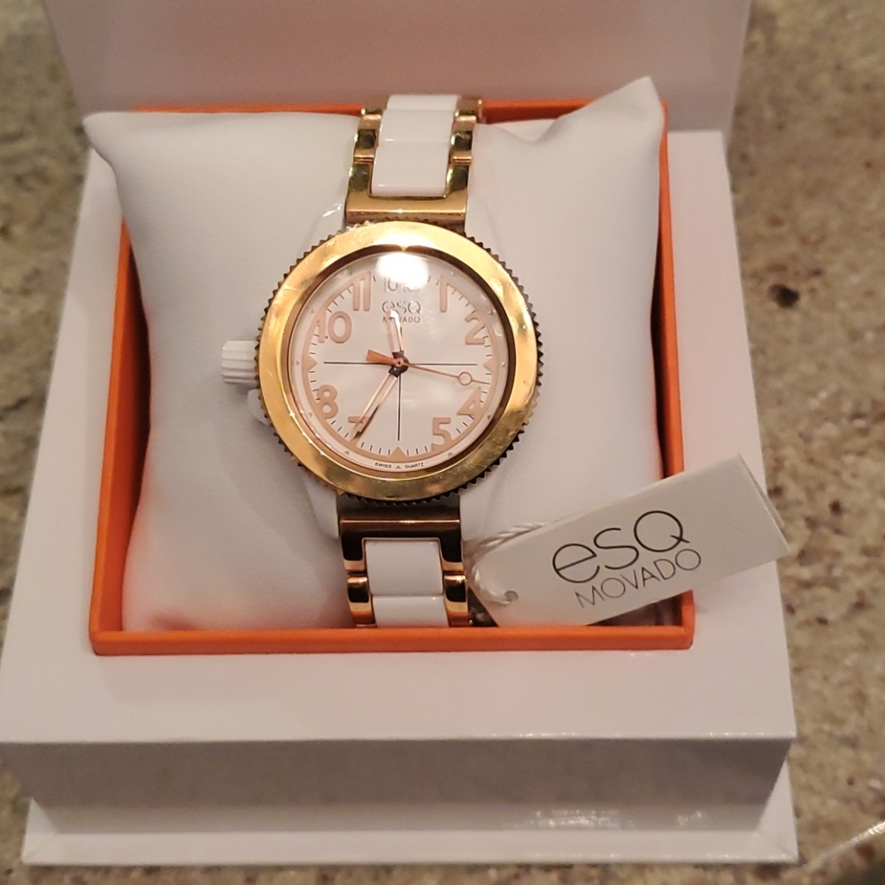 esq by MOVADO
